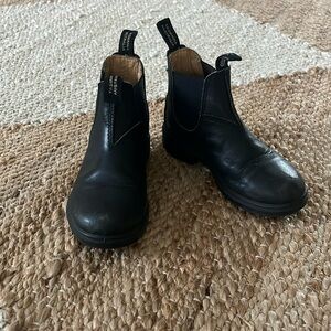 Blundstone chelsea boots for kids